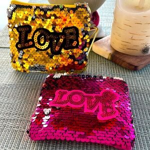 #7L Small Sequined Love Pouch Keychain
